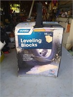 Leveling blocks