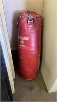 SLINGER HANGING PUNCHING BAG