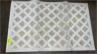 A+R - 2 x 3ft Off-White Trellis Throw Rug