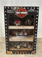 Maisto 1:18 scale model die cast Harley Davidson