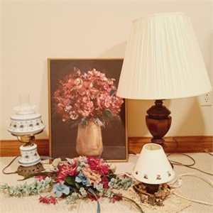 3 Lamps, Wall Decor, Floral Decor
