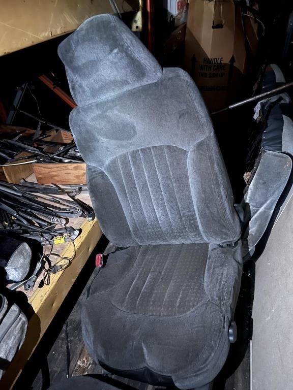 Gray bucket seat unknown application