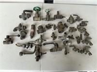 Selection of Brass Valves, Gate Valves etc Suit