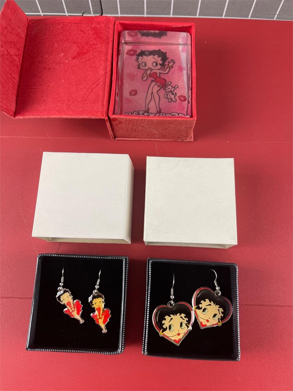 BETTY BOOP EARRINGS & PAPERWEIGHT