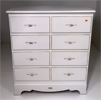 Painted white chest, 4 drawers (appears as 8),