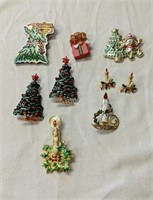 Assorted lot of costume Christmas jewelry
