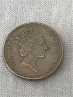 19 9210 Pence Queen Elizabeth II coin