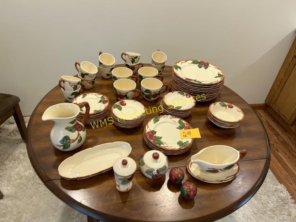 Franciscan Ware Dish Set