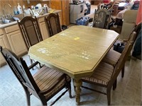 Kitchen Table & 6 - Chairs