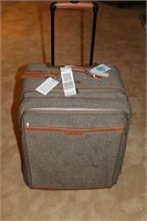5 HARTMAN LUGGAGE SUITCASES AND APPAREL BAGS