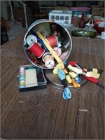 SMALL TIN OF SEWING ITEMS