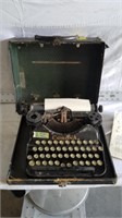 CORONA "FOUR" TYPEWRITER