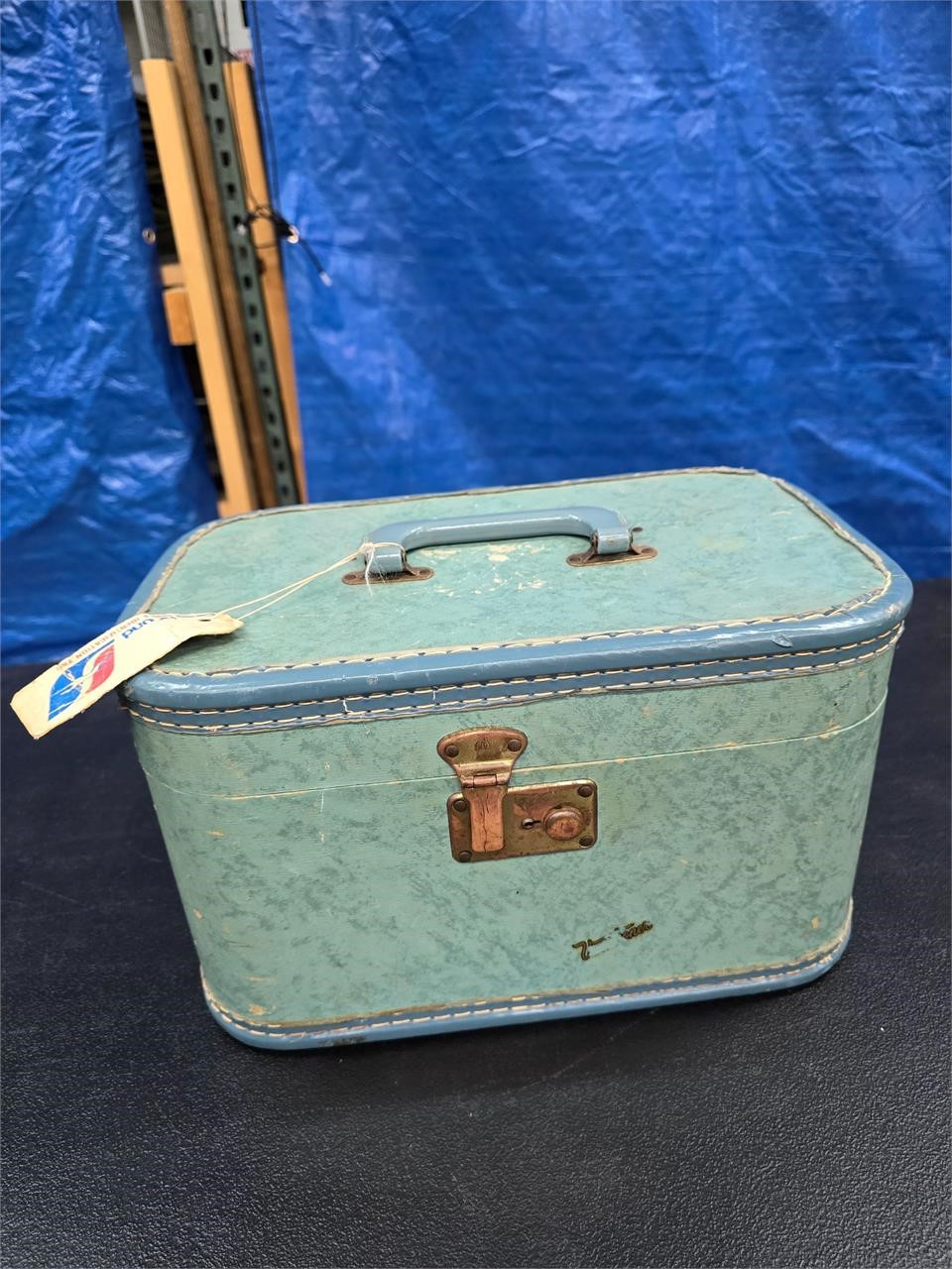 Vintage Train Case Carry On Suitcase Luggage