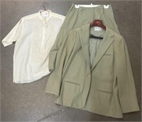 Vintage Women's Clothing