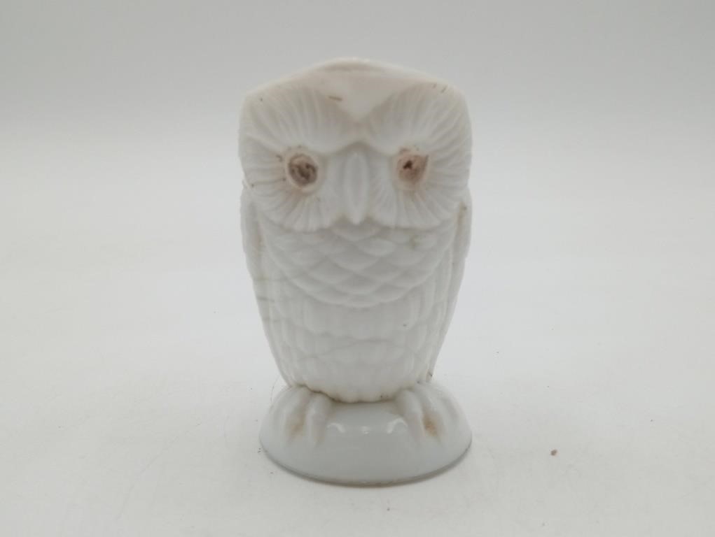 Opaque Swirl milk glass Owl pitcher