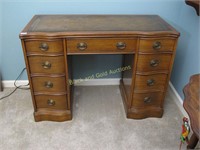Mahogany Double Pedestal Desk With Leather Top