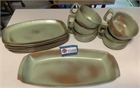 6 - PLACE SETTING SNACK SET, 6 plates, cups, & 1