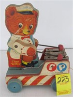 FISHER PRICE PULL TOY