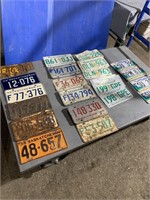 Quantity of Saskatchewan license plates, and