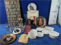 Home Decor Lot, including Normal Rockwell