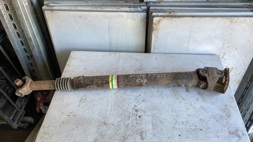 Ford F550 4x4 shaft