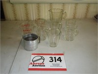 Glass and Metal Measuring Cups (9)
