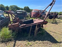 Flatbed boom truck bed with winch