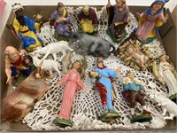 VINTAGE NATIVITY PCS.