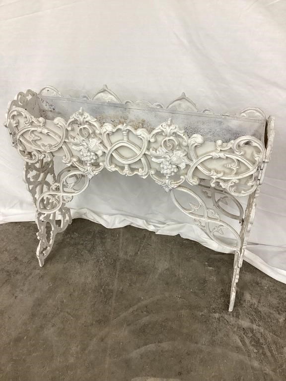 Cast Aluminum Painted Plant Stand, NO SHIPPING,