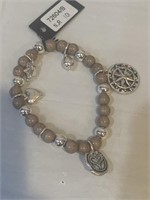Beaded silver design bracelet
