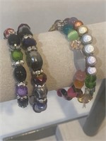 4 bracelets - beaded/stones