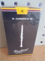 10 Vandoren CR 104 Reeds Clarinette