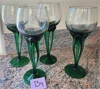 B - SET OF 4 ARTGLASS STEMWARE (B4)