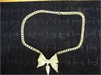 Gold Tone Bow Necklace