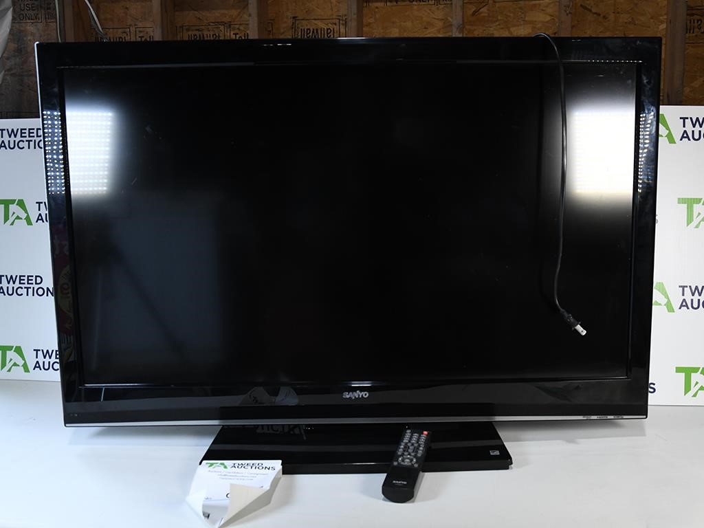 Sanyo 42" TV with Remote