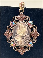 Vintage cameo rose pendant