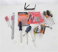 Assorted Hand Tools / Blades Lot