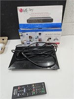 BLU RAY DVD Player w/Remote and Box