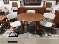 MCM DANISH TEAK TABLE W/6 CHAIRS