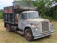 International Loadstar 1600 Dump Truck