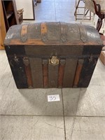 Antique travel chest 32"x18"x24"