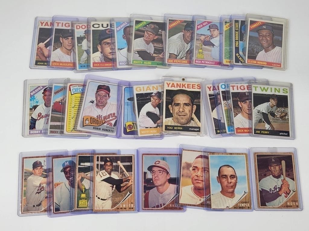 VARIOUS 1960S TOPPS BASEBALL CARDS