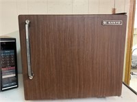 Sanyo Countertop Refrigerator