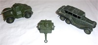Vintage Dinky Toys army vehicles.