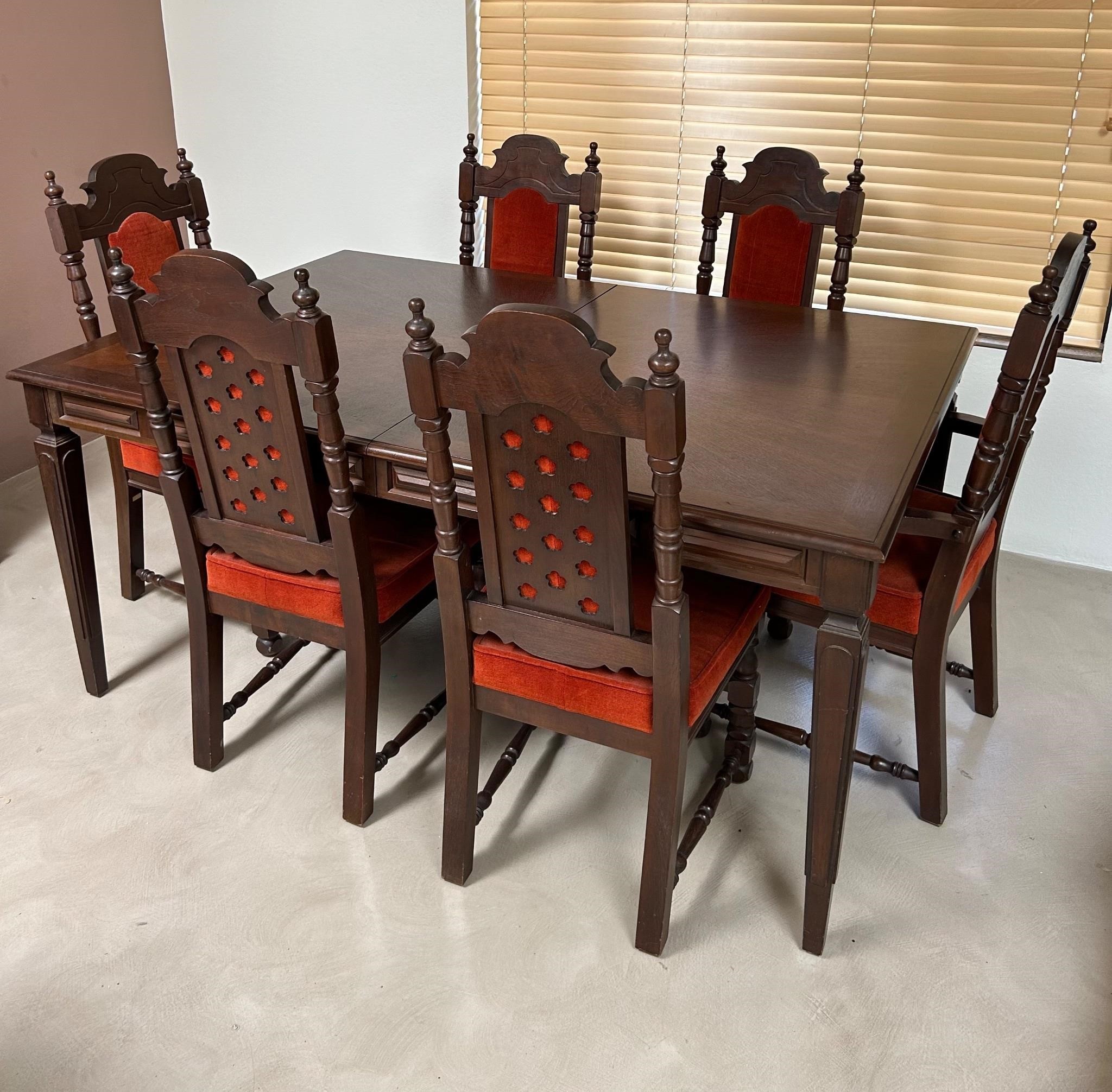 Antique Tudor Style Dining Table Matching Chairs