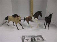 3 Nice Collectable Breyer Horses