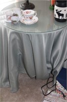 ROUND ACCENT TABLE W/GLASS  WITH TABLE SKIRT