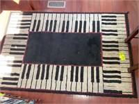 PIANO RUG 47 IN X 72 IN