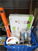 Wii Console / Controllers / 6 Games / Rifle &