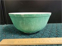 Vintage Pyrex Nesting Bowl